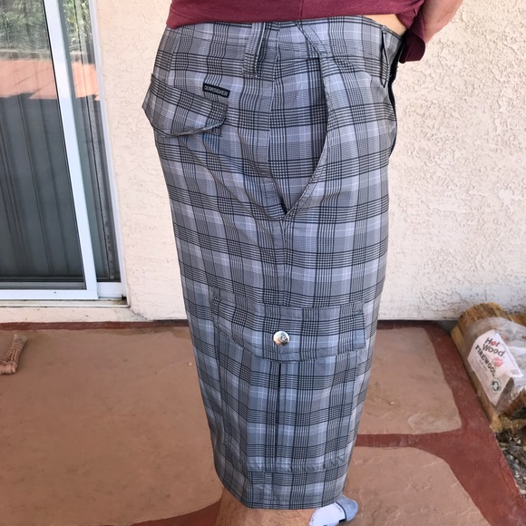 NEW Men’s Quiksilver Plaid Bathing Suit - Picture 3 of 4